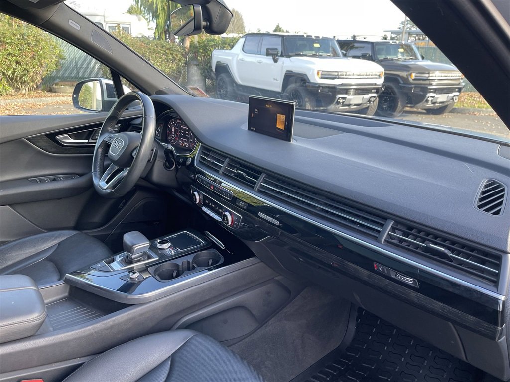 Used 2019 Audi Q7 3.0T Premium Plus w/ Premium Plus Package image 30