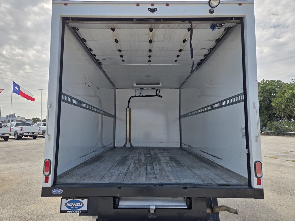 Used 2024 Chevrolet Express 3500 w/ Power Convenience Package RWD image 30