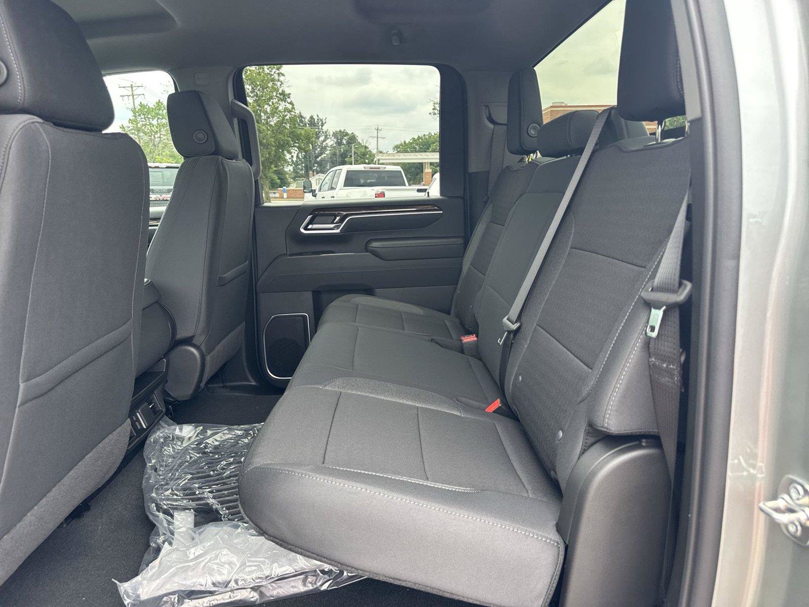 New 2026 GMC Sierra 2500 SLE AWD/4WD image 22