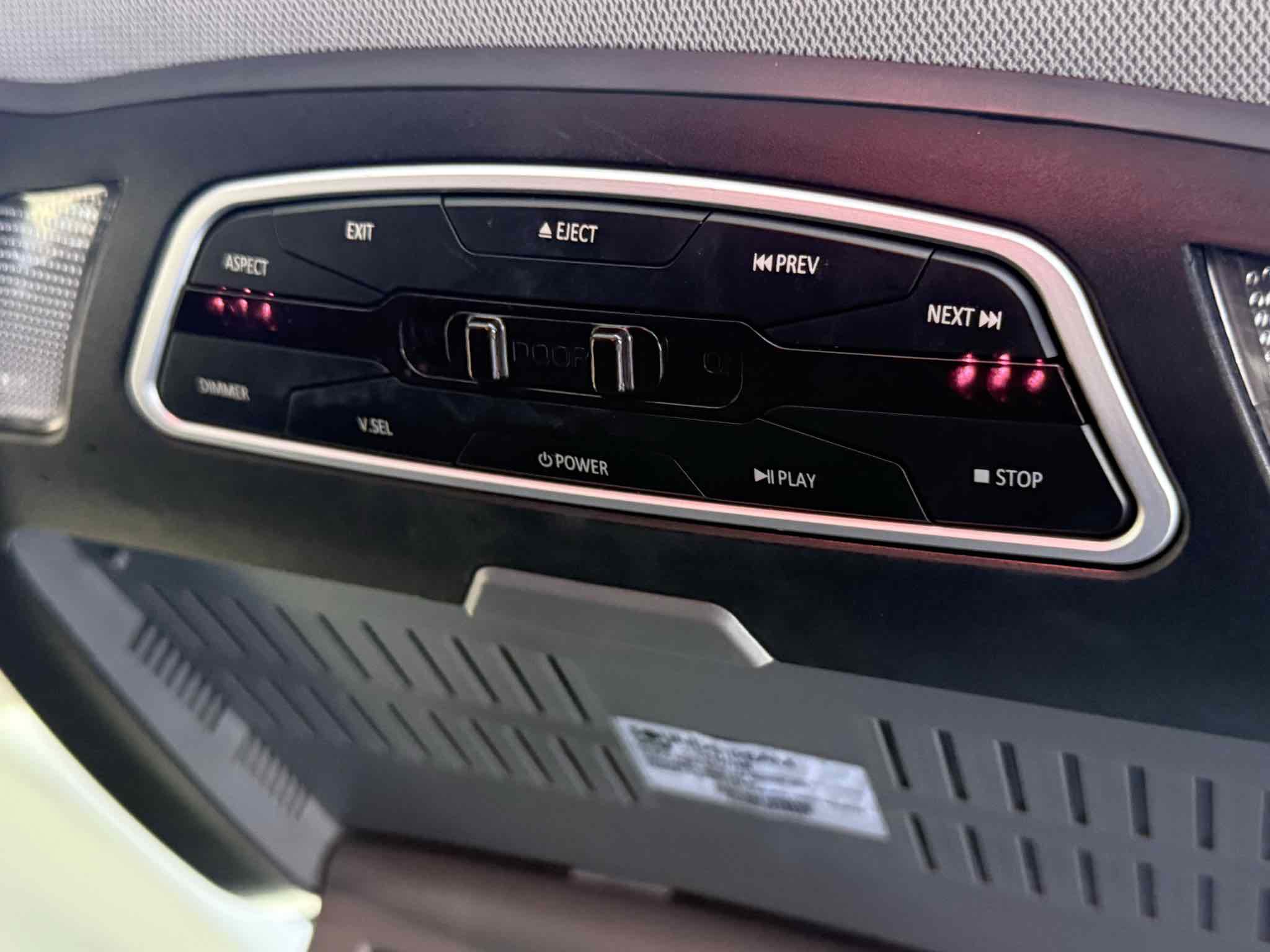 Used 2018 Chevrolet Traverse Premier image 87