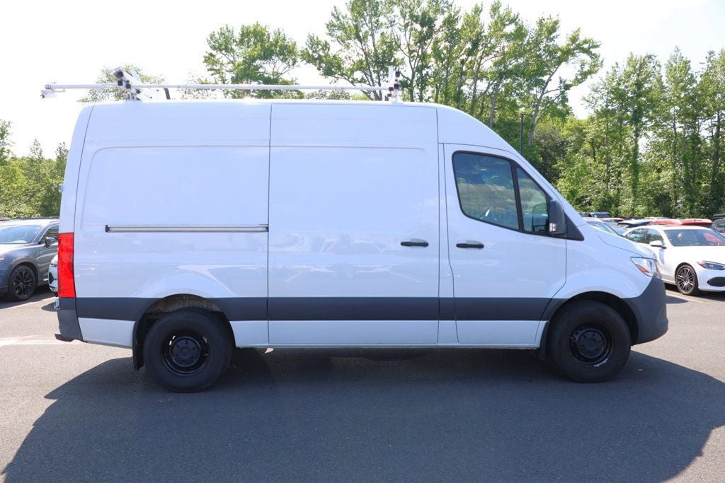 Used 2023 Mercedes-Benz Sprinter 2500 w/ Acoustic Package image 6