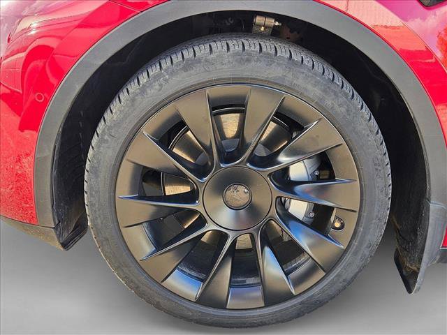 Used 2021 Tesla Model Y Long Range image 21