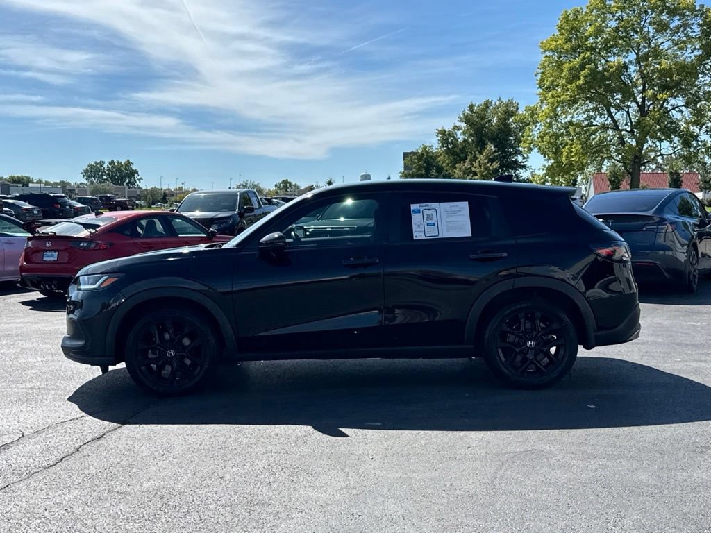 Used 2023 Honda HR-V Sport image 4
