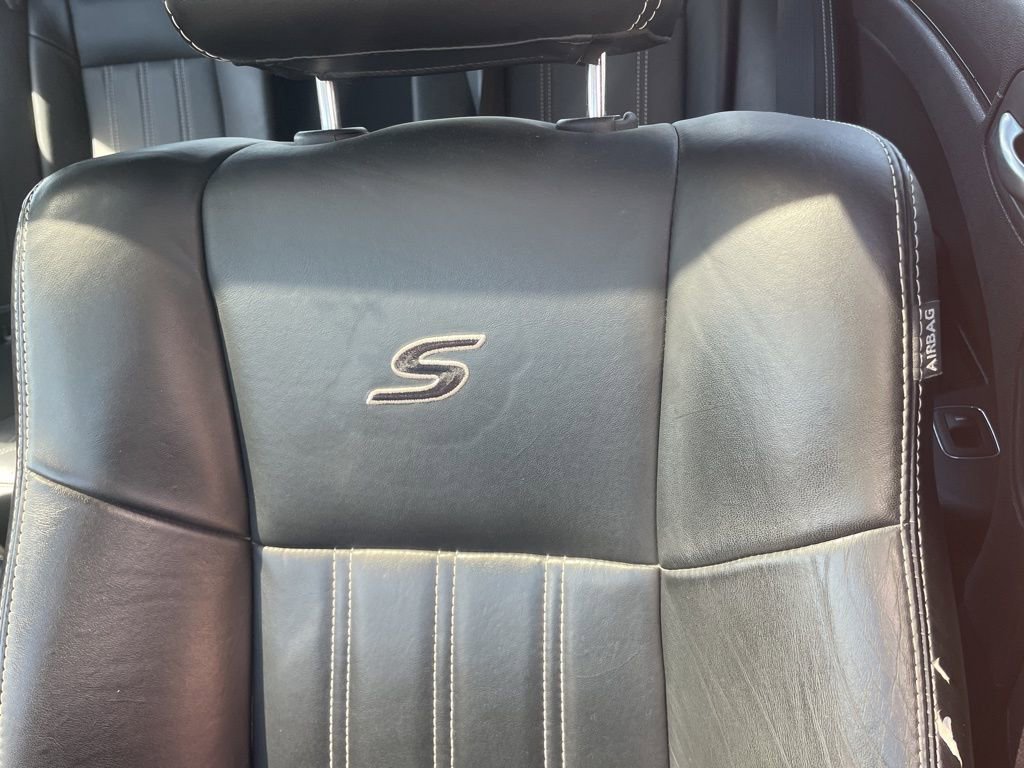 Used 2016 Chrysler 300 S image 23