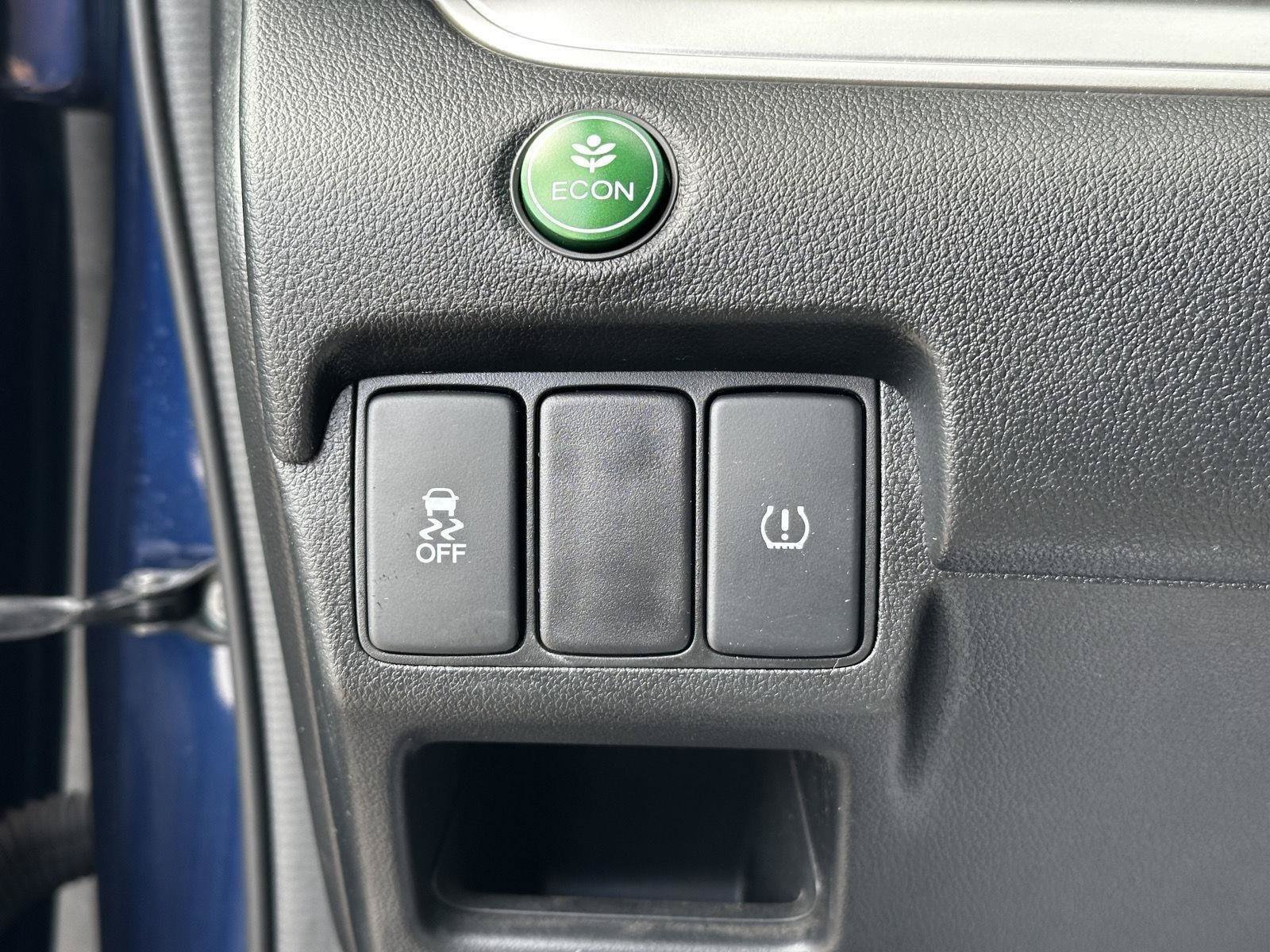 Used 2016 Honda CR-V SE image 25