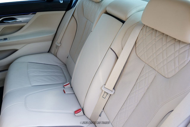 Used 2019 BMW 750i xDrive w/ Executive Package AWD/4WD image 57