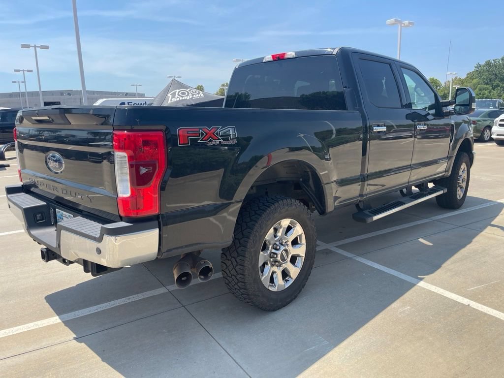 Used 2017 Ford F250 Lariat w/ Lariat Ultimate Package AWD/4WD image 5