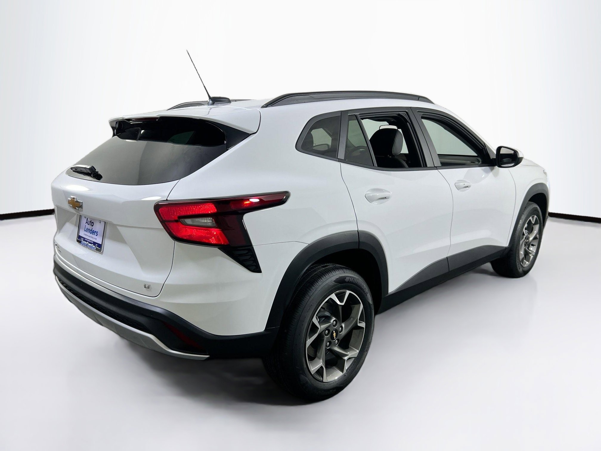 Used 2026 Chevrolet Trax LT w/ Driver Confidence Package image 5