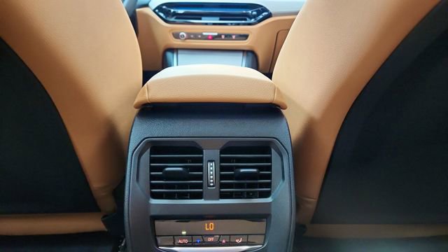 Used 2025 BMW i4 xDrive40i w/ Premium Package AWD/4WD image 53