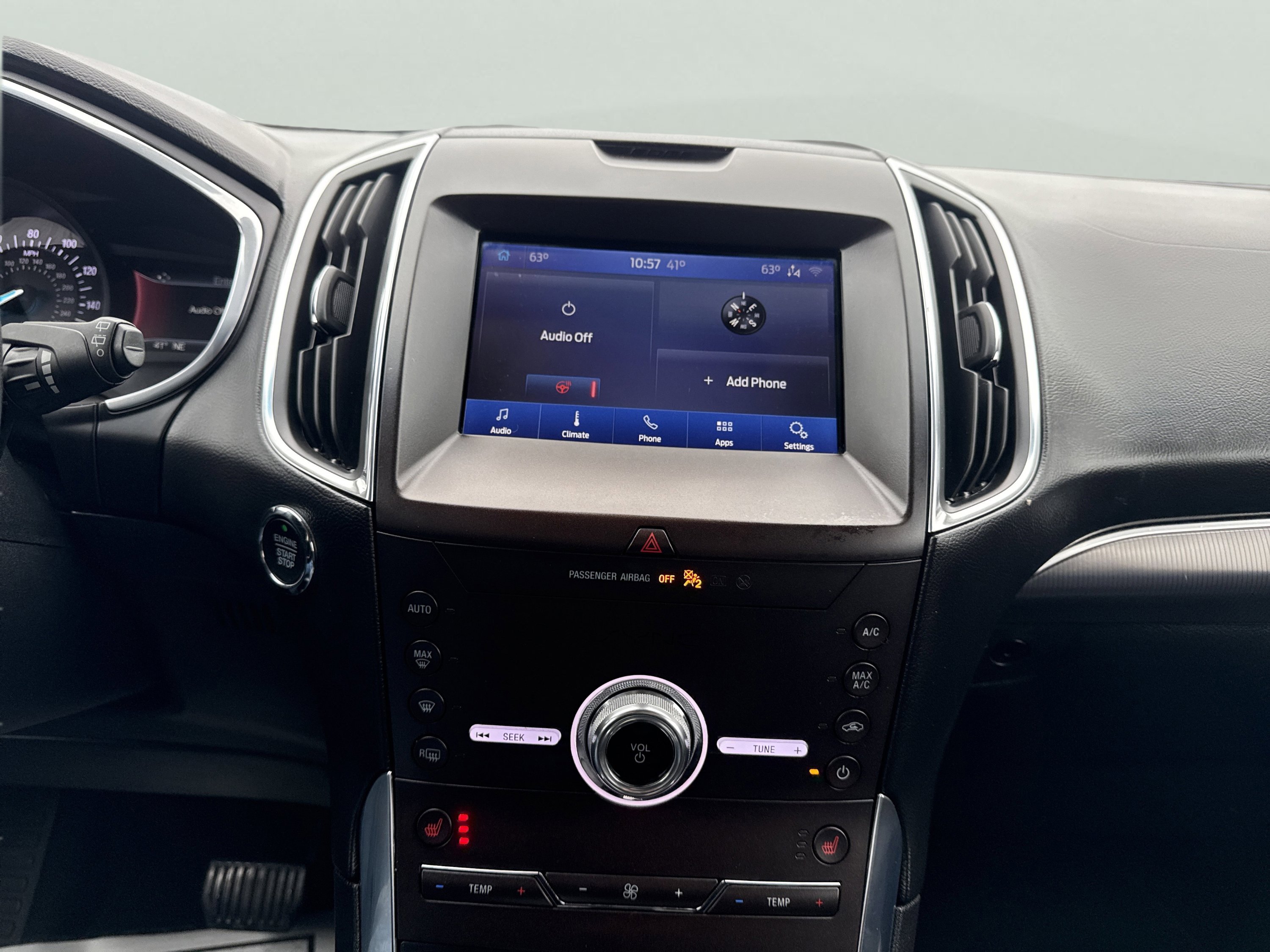 Used 2020 Ford Edge Titanium image 23