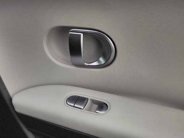 Certified 2024 Hyundai Ioniq 5 SEL AWD/4WD image 13