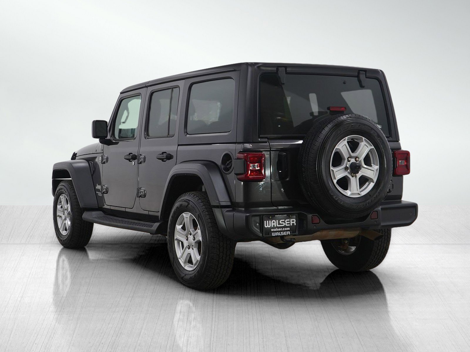 Used 2018 Jeep Wrangler Unlimited Sport S image 3