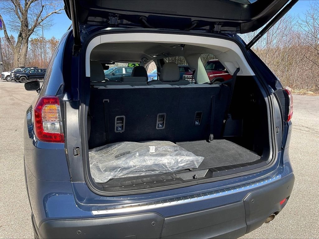 Used 2023 Subaru Ascent Premium w/ Convenience Package AWD/4WD image 34