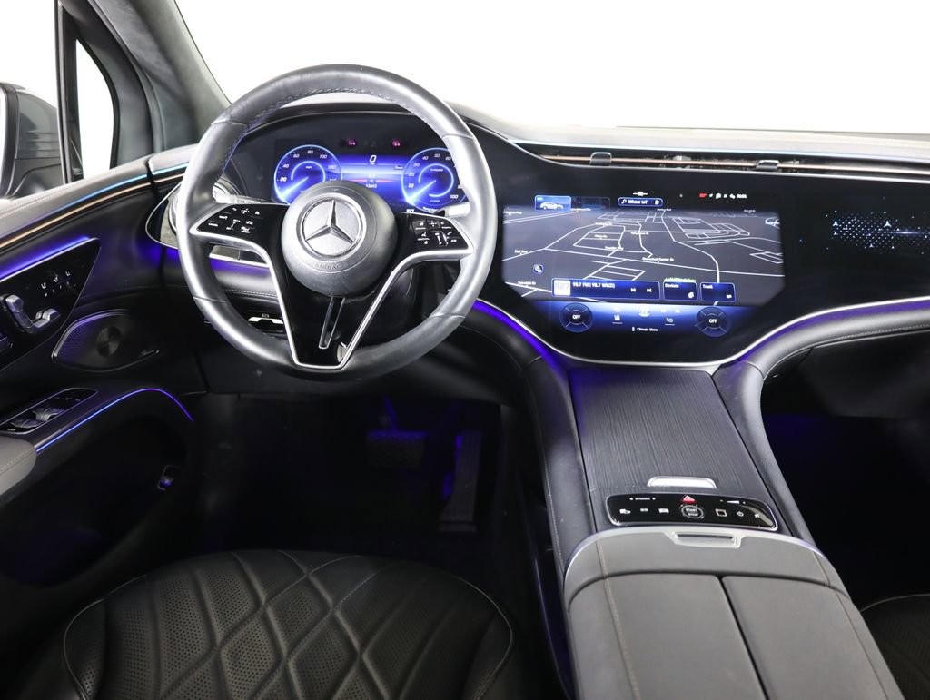 Used 2023 Mercedes-Benz EQS 580 4MATIC SUV w/ Exclusive Trim Package image 37