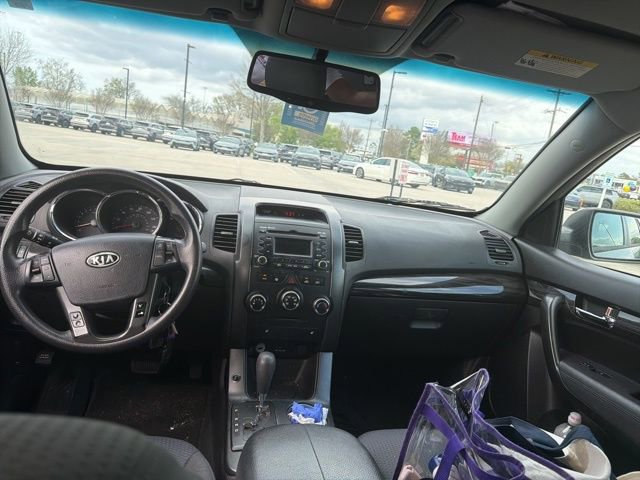 Used 2012 Kia Sorento LX w/ Convenience Pkg image 12