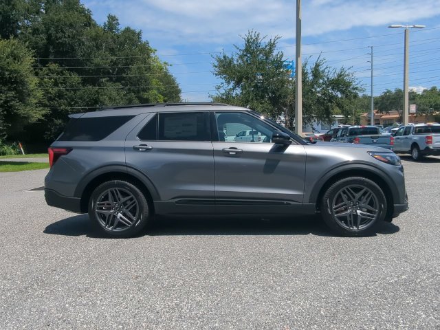 New 2026 Ford Explorer ST AWD/4WD image 4