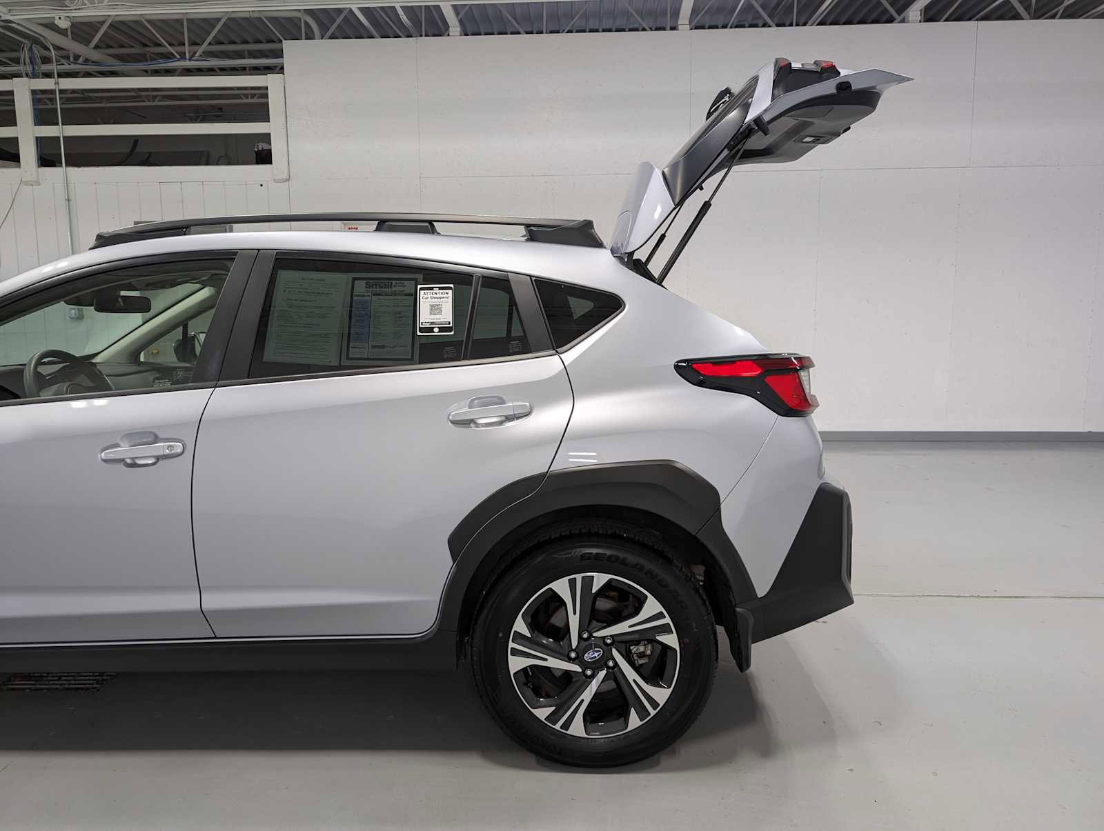 Used 2024 Subaru Crosstrek 2.0i Premium AWD/4WD image 11