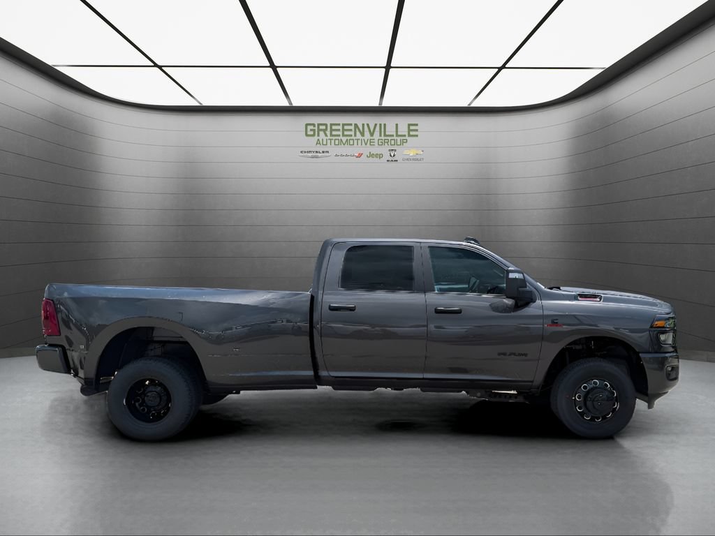 New 2026 RAM 3500 Big Horn AWD/4WD image 27