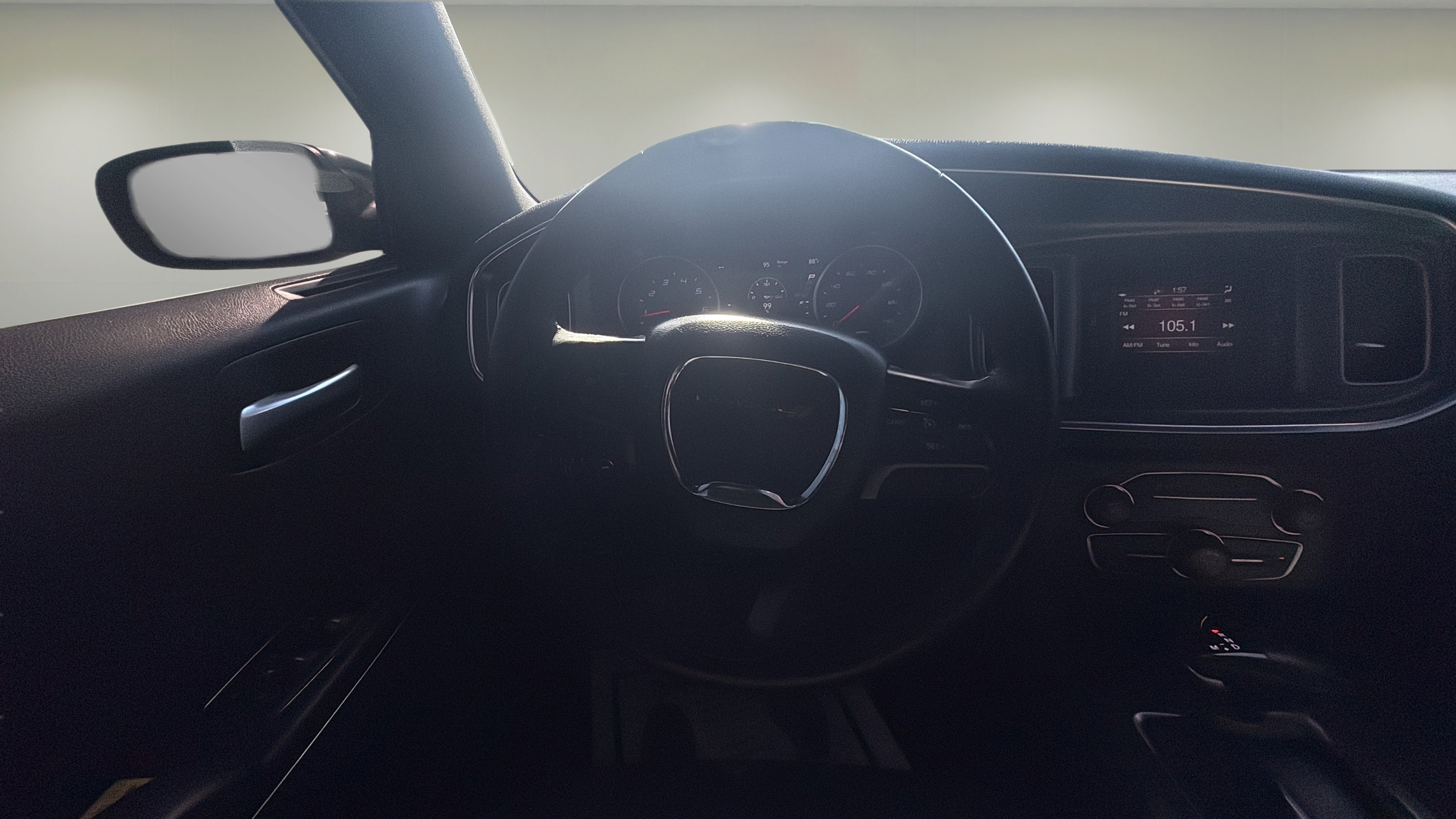 Used 2016 Dodge Charger SE RWD image 11