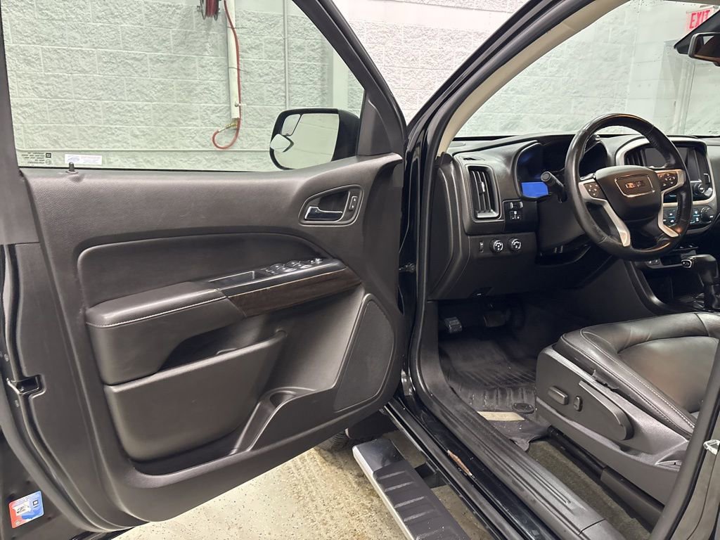 Used 2018 GMC Canyon SLT w/ Driver Alert Package image 14