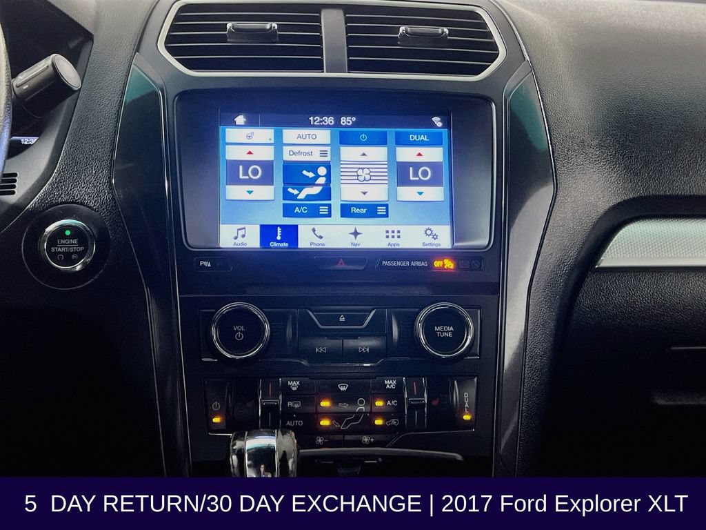 Used 2017 Ford Explorer XLT w/ Equipment Group 202A AWD/4WD image 21