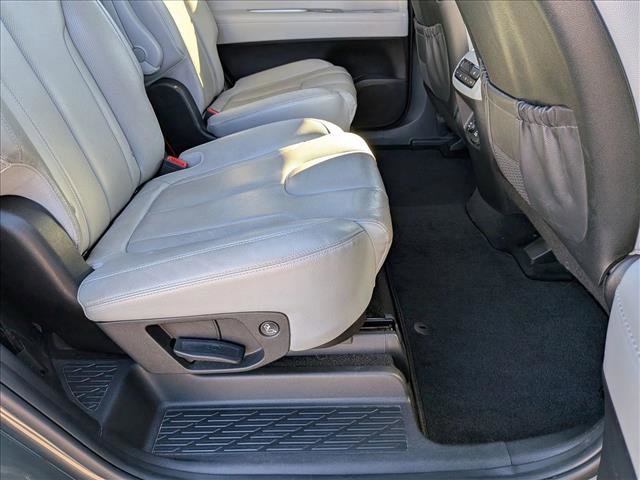 Used 2021 Hyundai Palisade SEL w/ Premium Package image 20