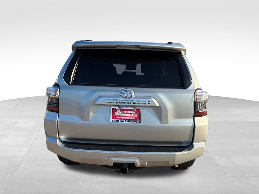 Used 2024 Toyota 4Runner SR5 RWD image 4
