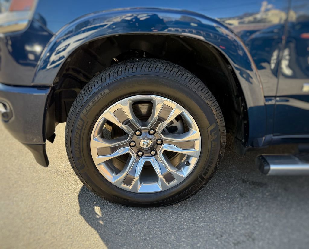 Used 2022 RAM 1500 Limited w/ Body Color Bumper Group image 18