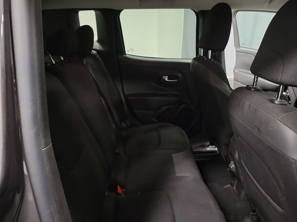 Used 2020 Jeep Renegade Altitude image 21