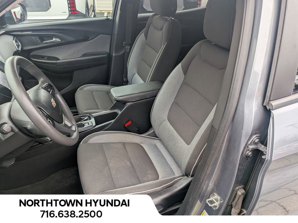 Used 2022 Chevrolet TrailBlazer LT image 9