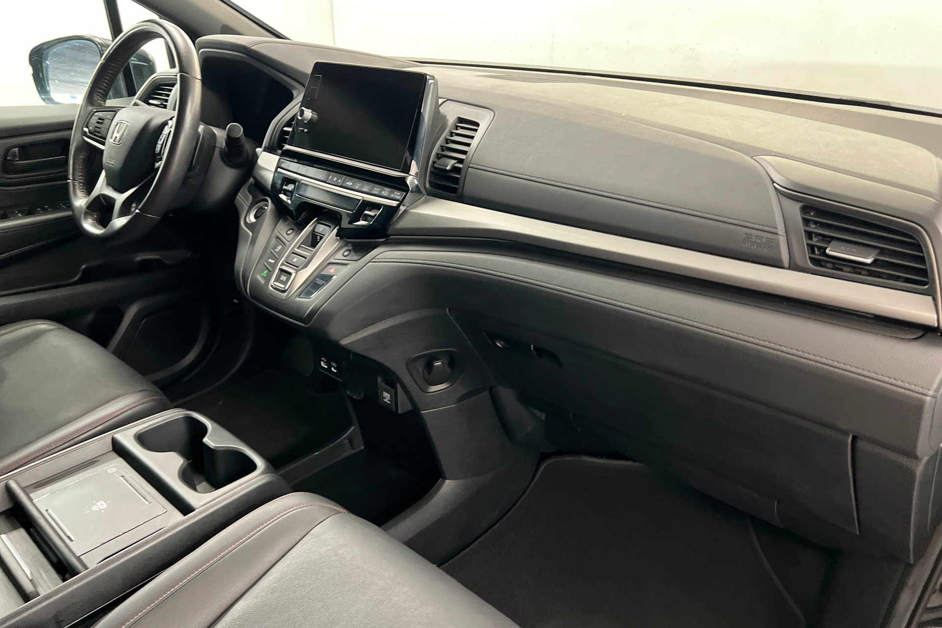 Used 2025 Honda Odyssey Sport-L image 25