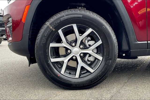 New 2025 Jeep Grand Cherokee Limited image 11