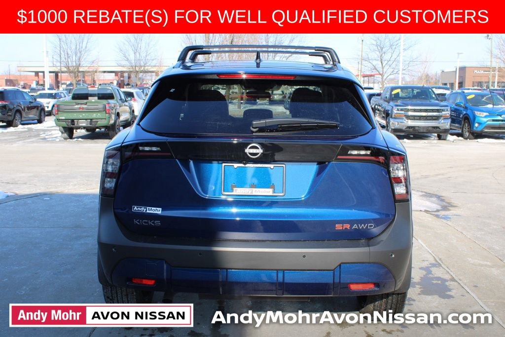 New 2026 Nissan Kicks SR w/ Cold Weather Package image 4
