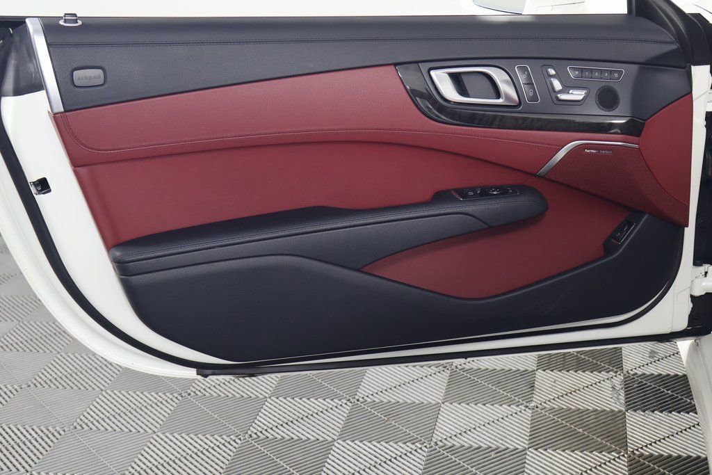 Used 2013 Mercedes-Benz SL 550 image 12