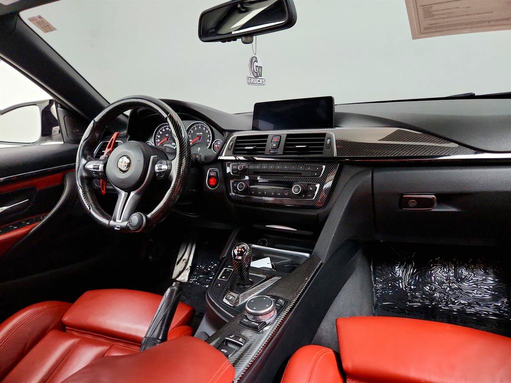 Used 2016 BMW M4 Convertible RWD image 23