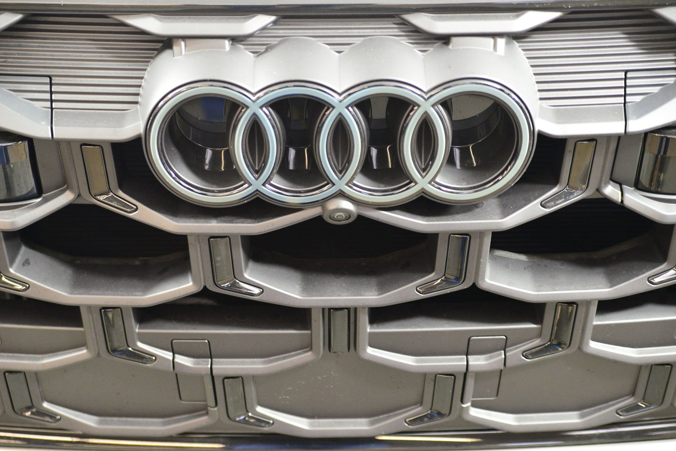 New 2026 Audi SQ7 Prestige image 15