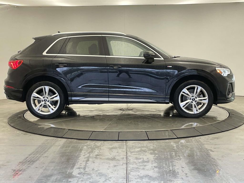 Certified 2023 Audi Q3 2.0T Premium Plus w/ Premium Plus Package image 8