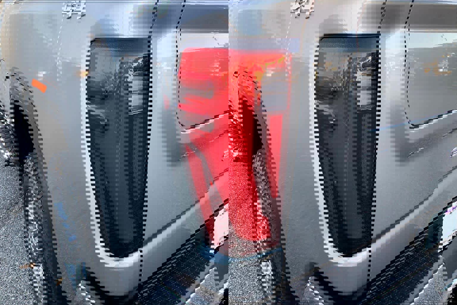 Used 2025 GMC Sierra 2500 SLT w/ SLT Convenience Package image 26