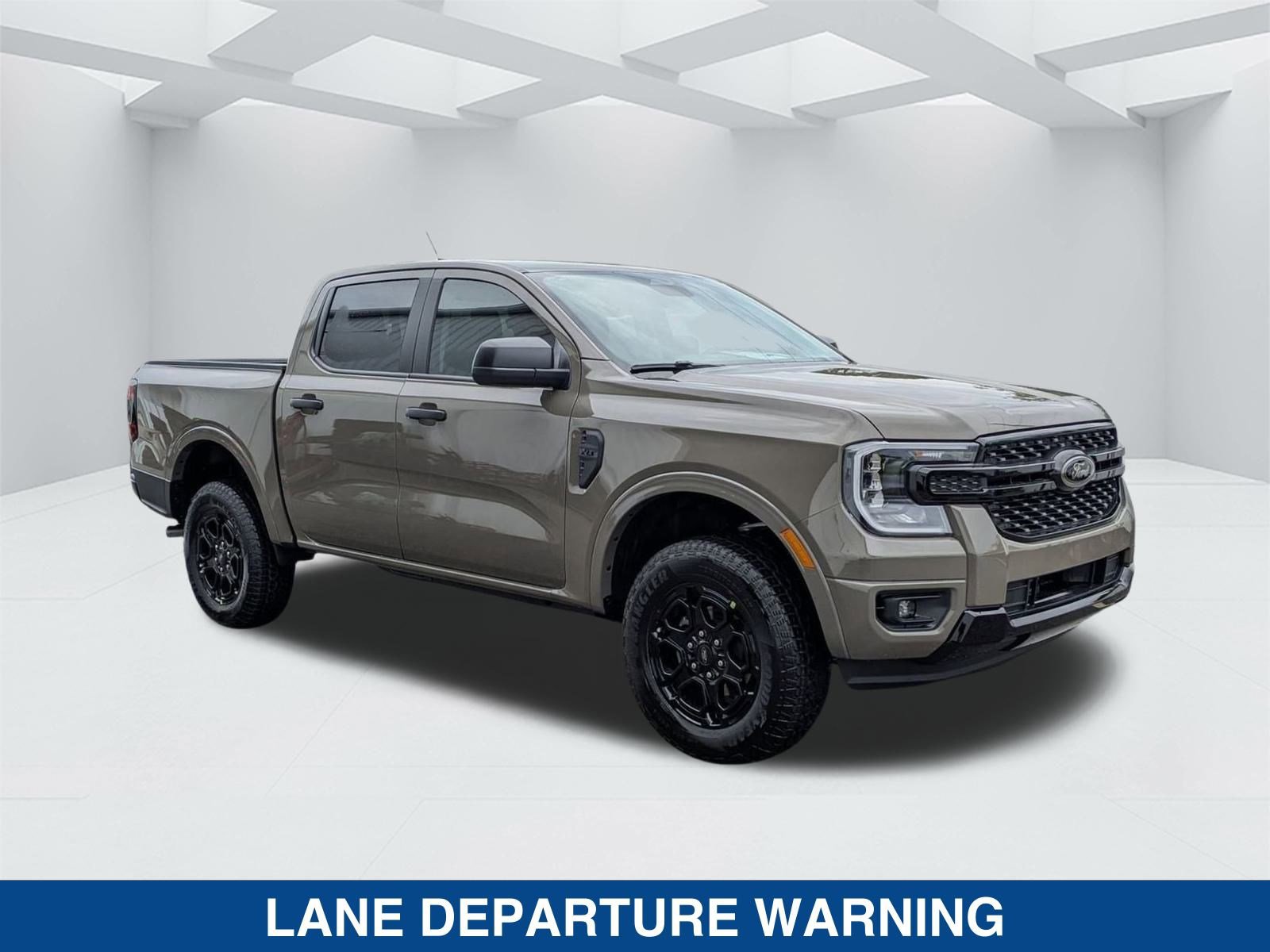 New 2025 Ford Ranger XLT w/ Black Appearance Package video 2