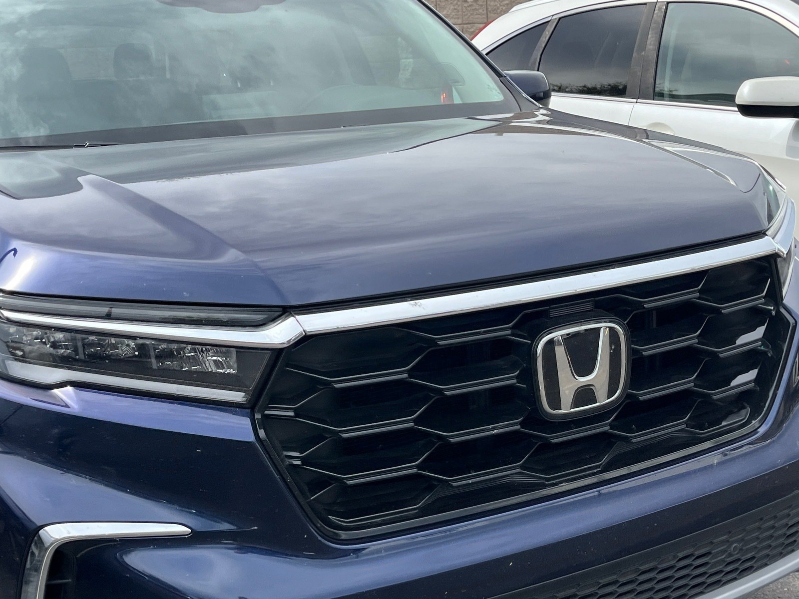 Certified 2024 Honda Pilot Touring image 8