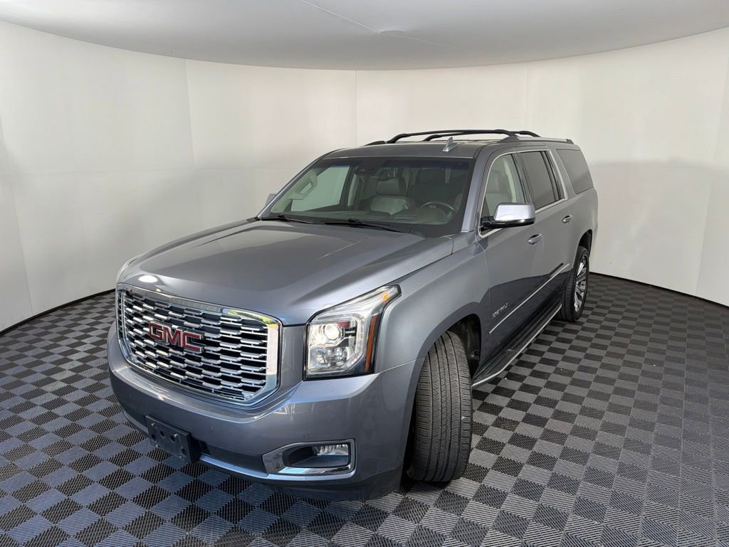 Used 2018 GMC Yukon XL Denali w/ Open Road Package AWD/4WD image 10