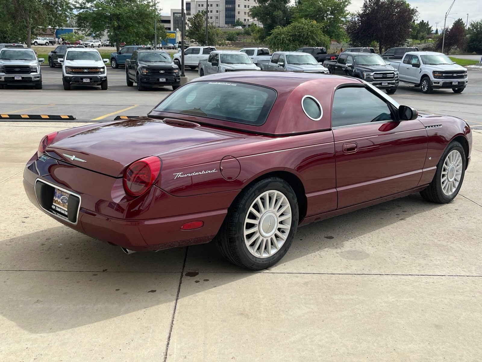 Used 2004 Ford Thunderbird RWD image 5