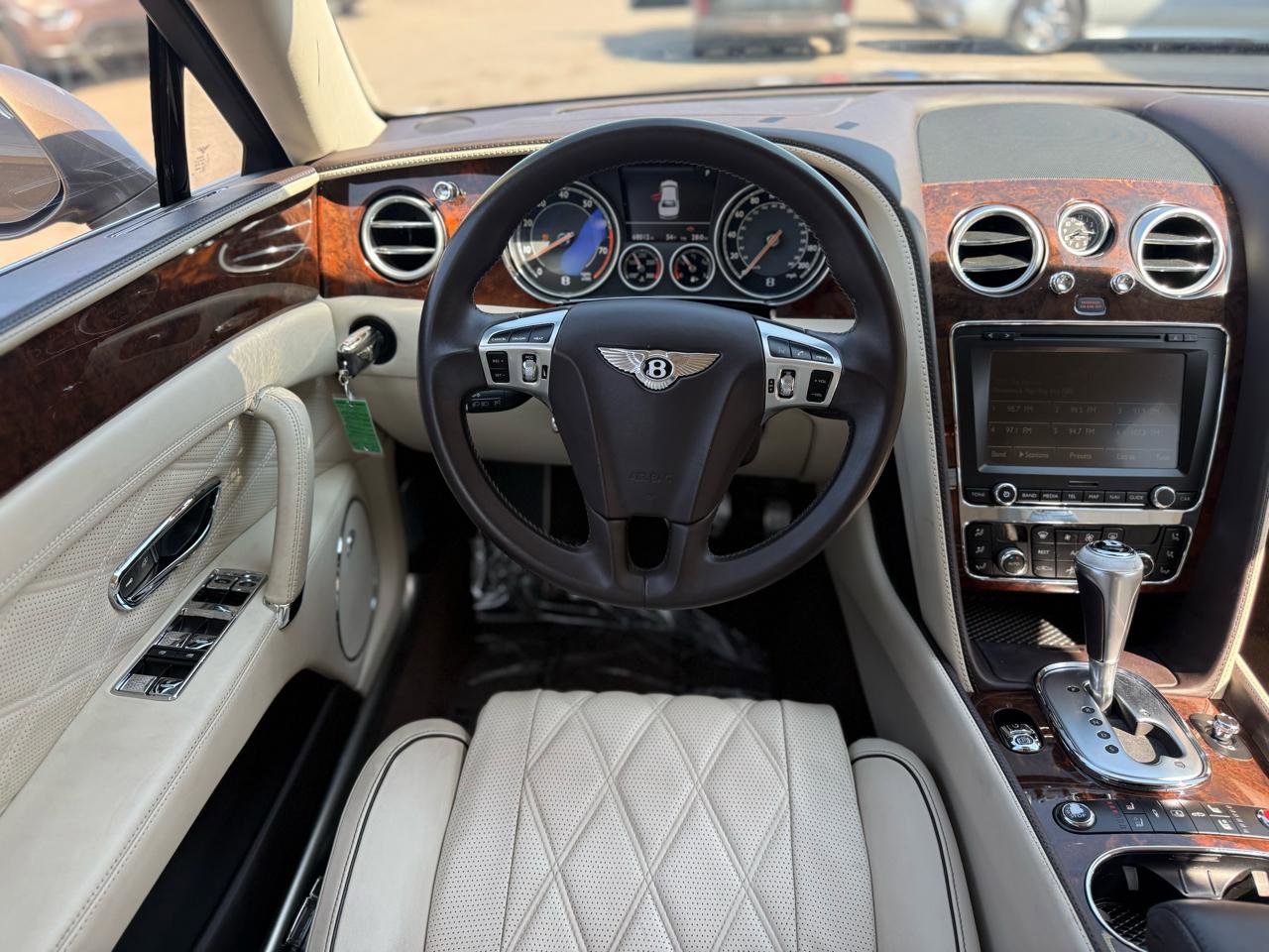 Used 2014 Bentley Flying Spur W12 AWD/4WD image 25