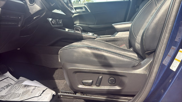Used 2022 Mitsubishi Outlander SE AWD/4WD image 13
