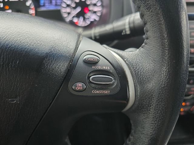 Used 2016 Nissan Pathfinder SV w/ SV Cold Weather Package image 26