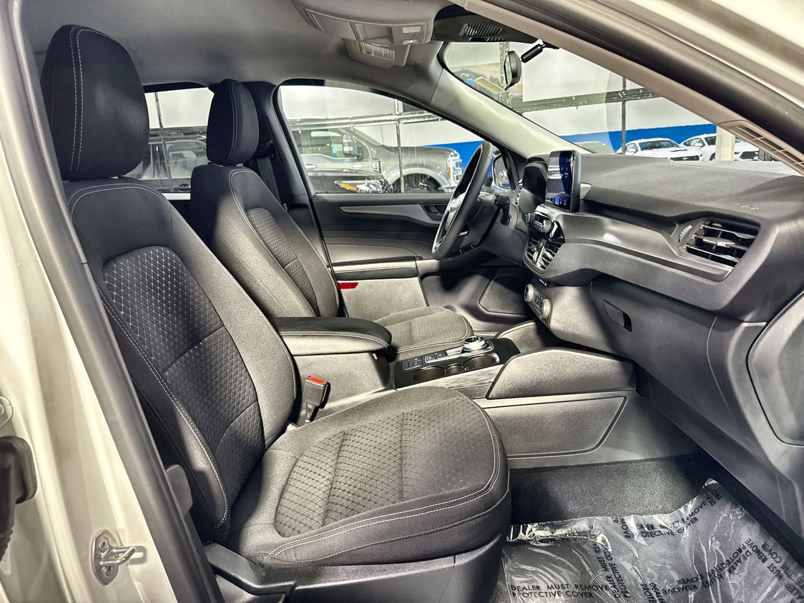 Used 2023 Ford Escape Active AWD/4WD image 32