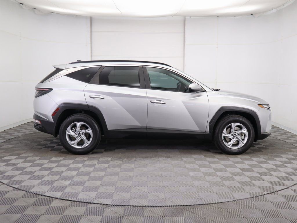 Used 2022 Hyundai Tucson SEL w/ Winter Package image 4