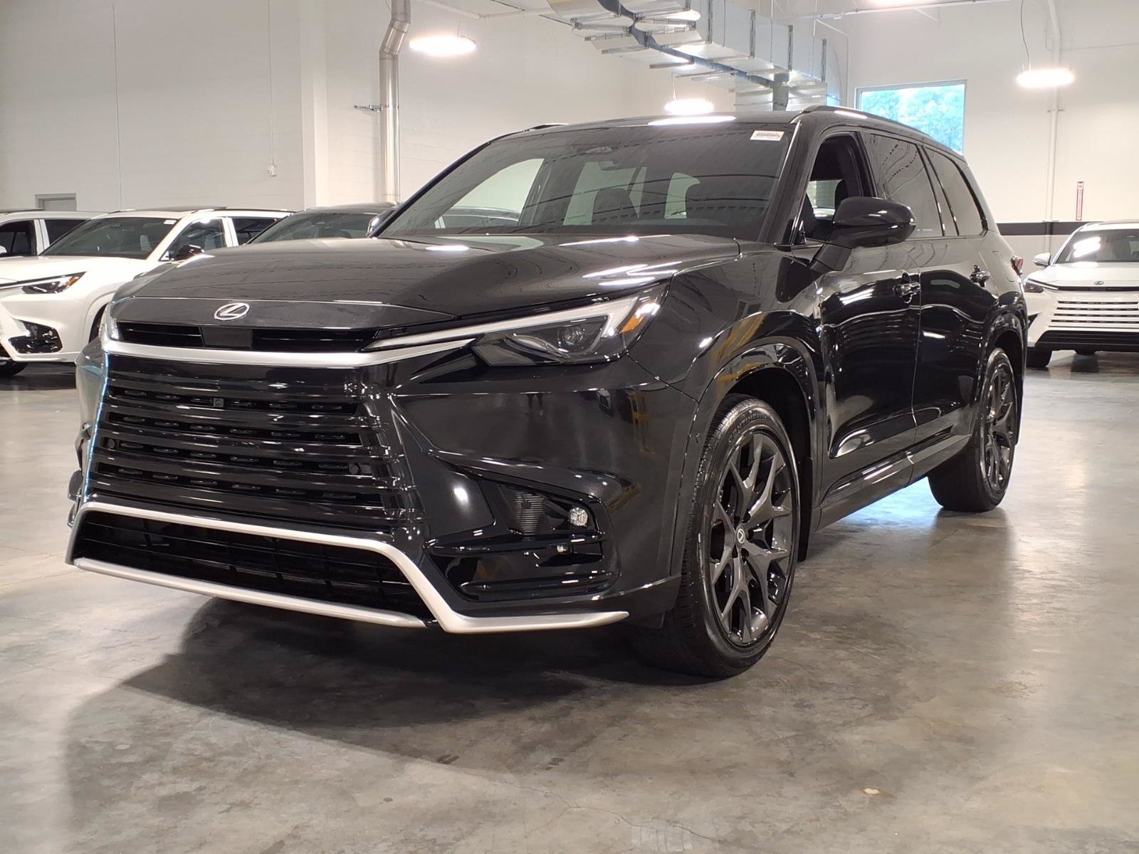 New 2026 Lexus TX 500h AWD image 3