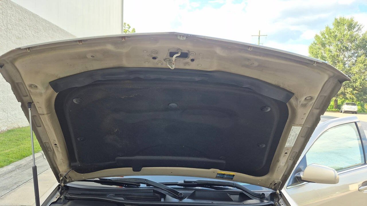 Used 2005 Cadillac STS w/ Preferred Equipment Group RWD image 54
