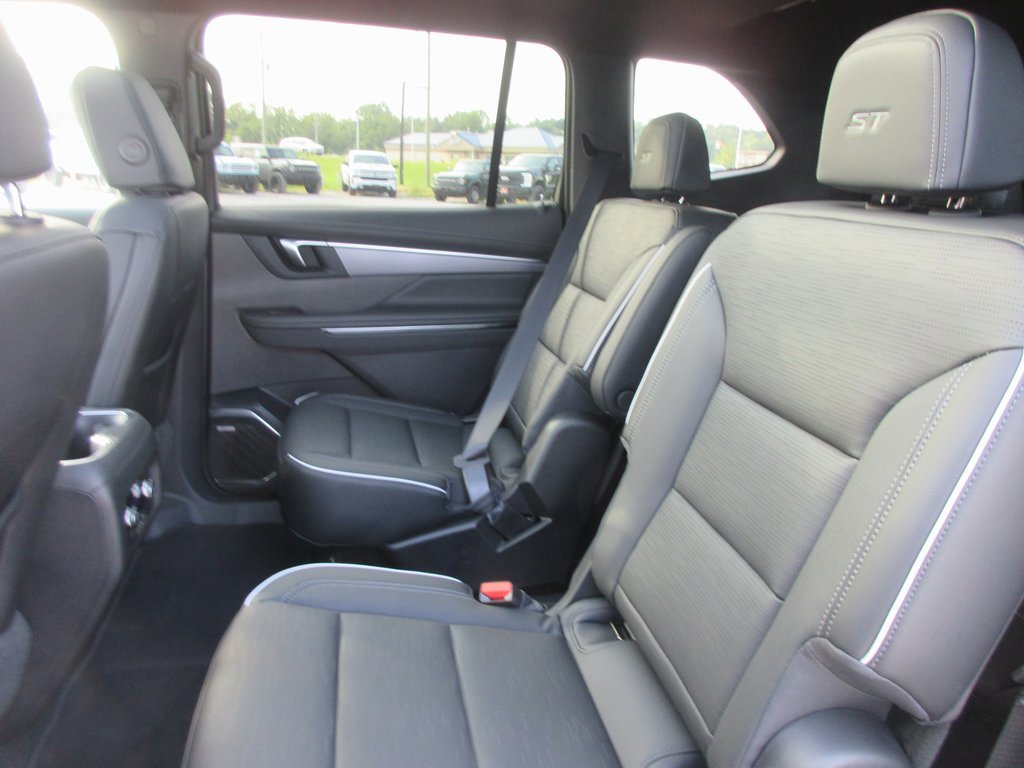 New 2026 Buick Enclave Sport Touring w/ Super Cruise Package image 14